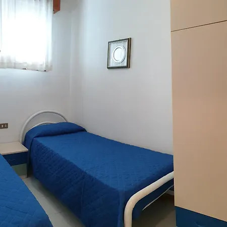 Apartment Lovely Flat In Pineda 100m From The *