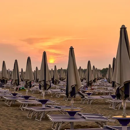 Lovely Flat In Pineda 100m From The * Bibione